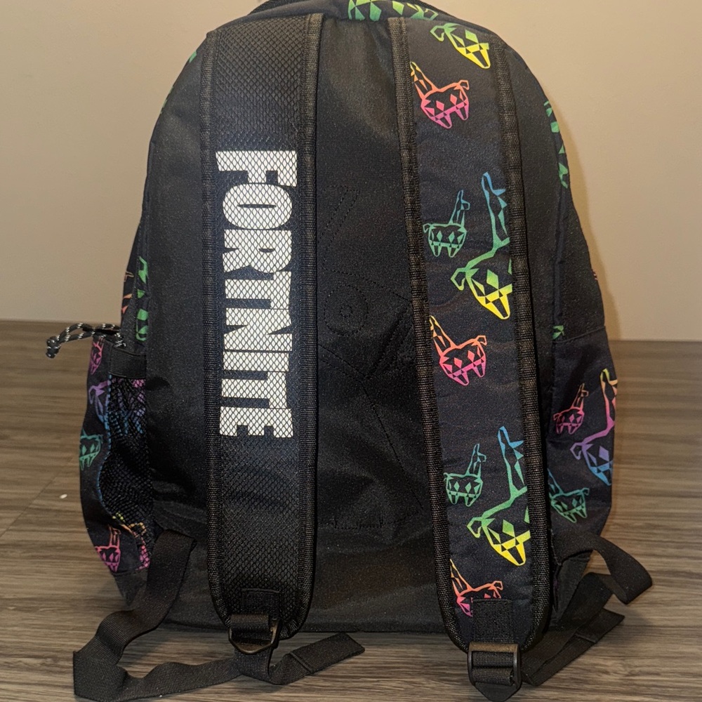 Fortnite Backpack 🦙 🖤 - Picture 2 of 6